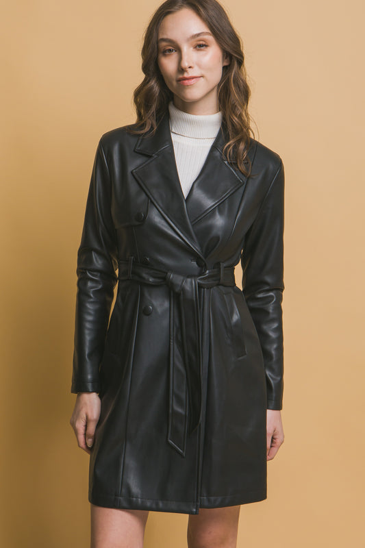 GABARDINA VINIPIEL NEGRA CON CINTO
